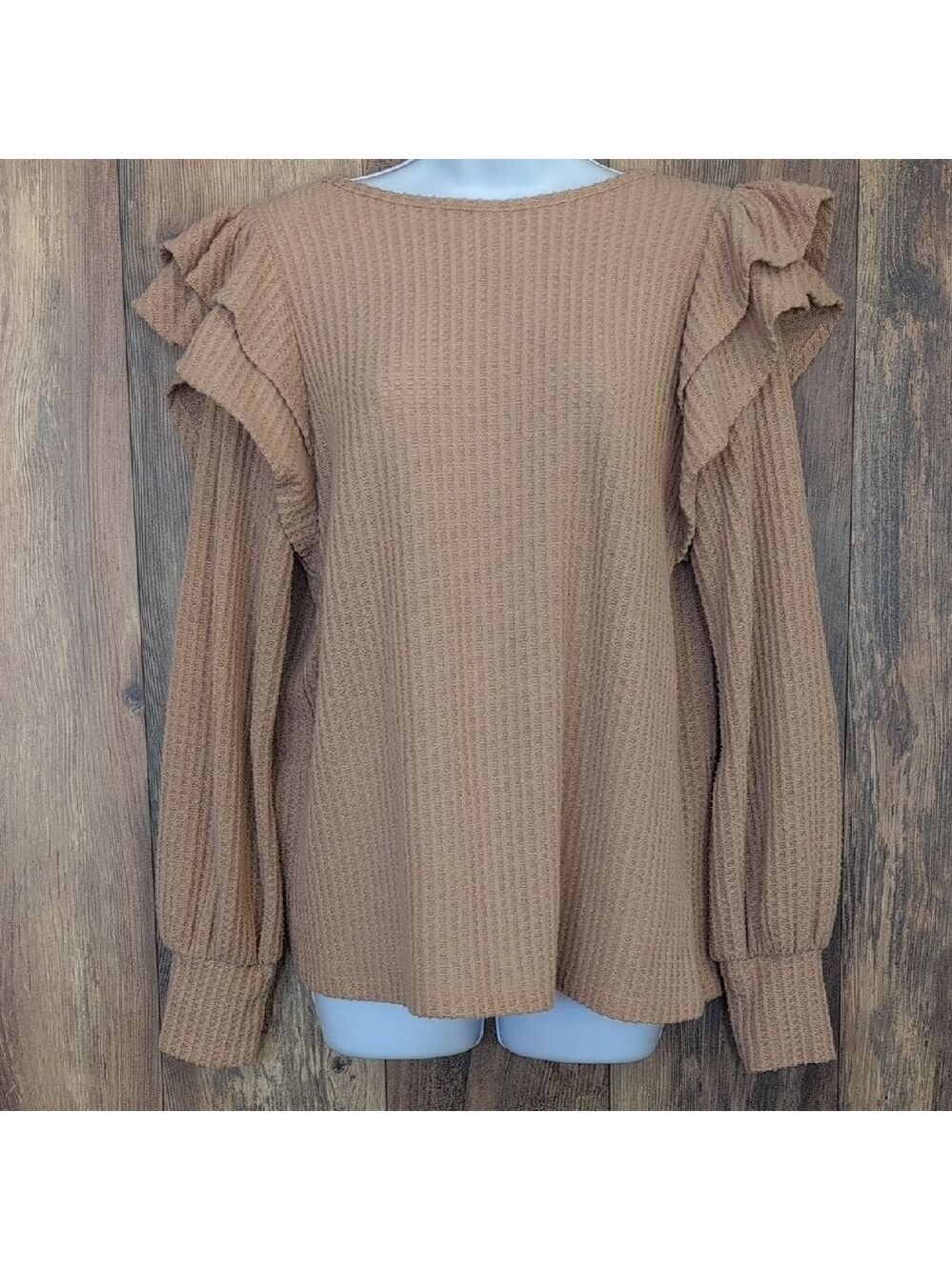 Doe & Rae Textured Knit Top in Beige M L102